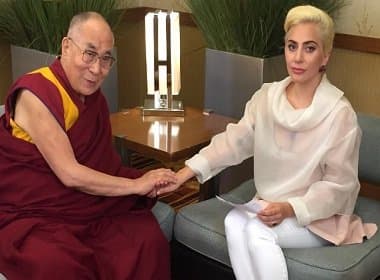 Após se encontrar com Dalai Lama, Lady Gaga é vetada na China