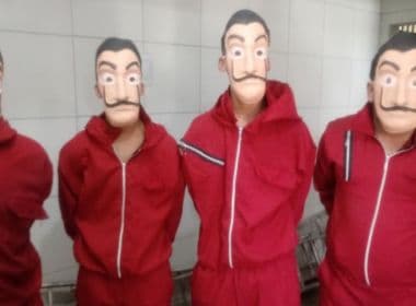 Homens fantasiados de 'La Casa de Papel' são detidos após invadirem Cotel