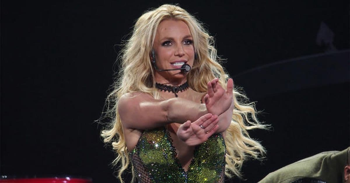 Britney Spears cancela temporada de shows em Las Vegas para cuidar do pai 