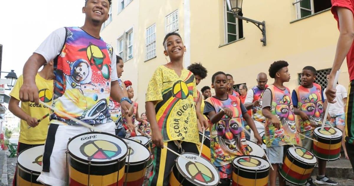 Dentro do Novembro Negro, TVE Bahia exibe documentário 'Escola Olodum'
