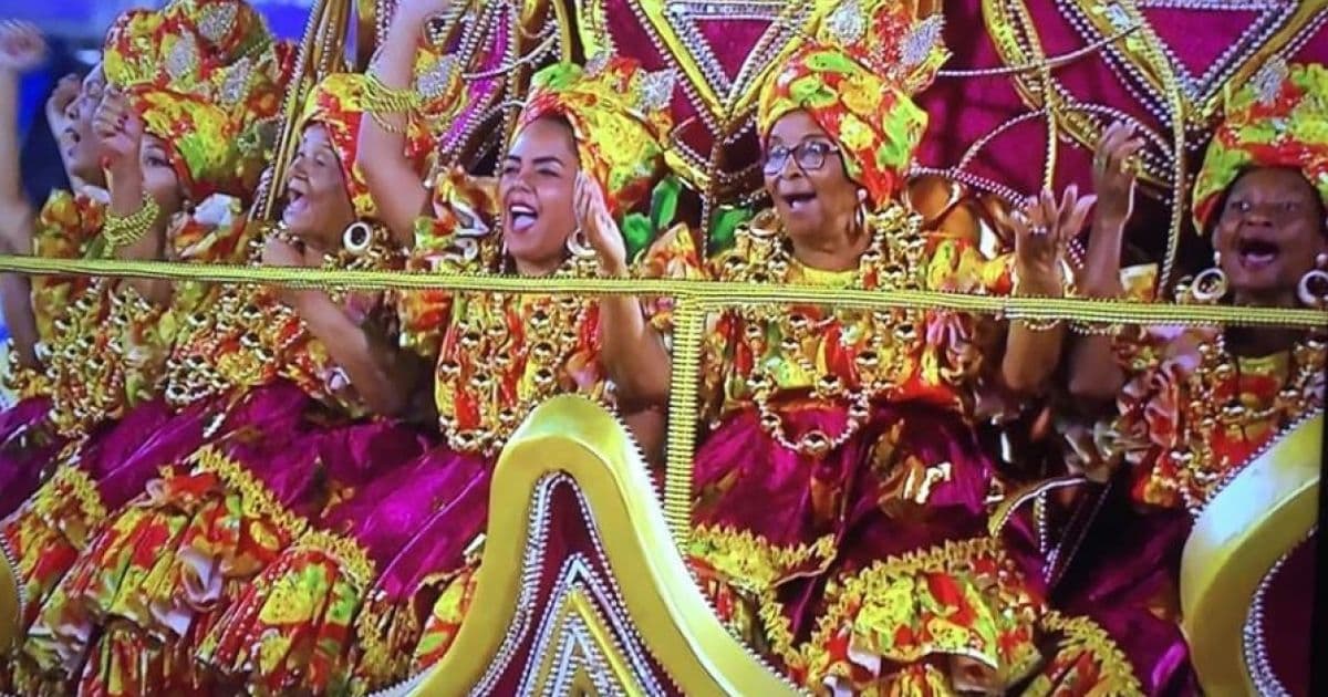 Tinoco celebra vitória de escola de samba que homenageou as Ganhadeiras de Itapuã 