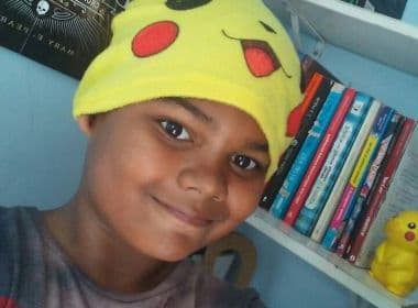 Baiano de 12 anos dono de perfil sobre livros sofre racismo: 'Orgulho de ser negro'