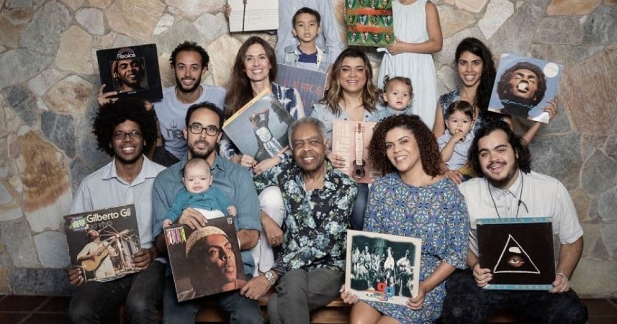 Gilberto Gil celebra aniversário de 78 anos em live com a família nesta sexta
