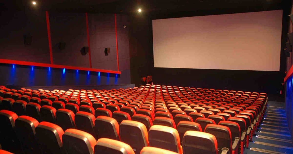 Com alta da Covid-19, público dos cinemas volta a diminuir