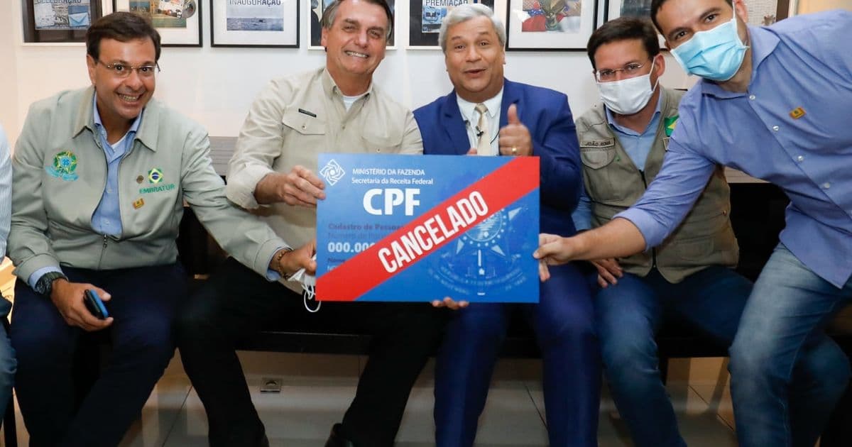 Artistas cobram impeachment de Bolsonaro por 'descaso e ineficiência' na pandemia