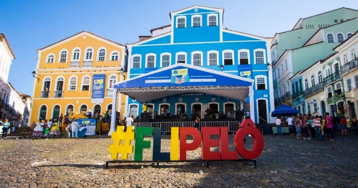 Flipelô acontecerá em novembro no formato híbrido com homenagem a Graciliano Ramos