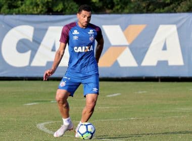 Com Gilberto e Elber, Bahia segue preparação para enfrentar o Vasco