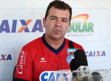 Enderson projeta contratações pontuais no Bahia e avisa: 'Pressa não é positiva'