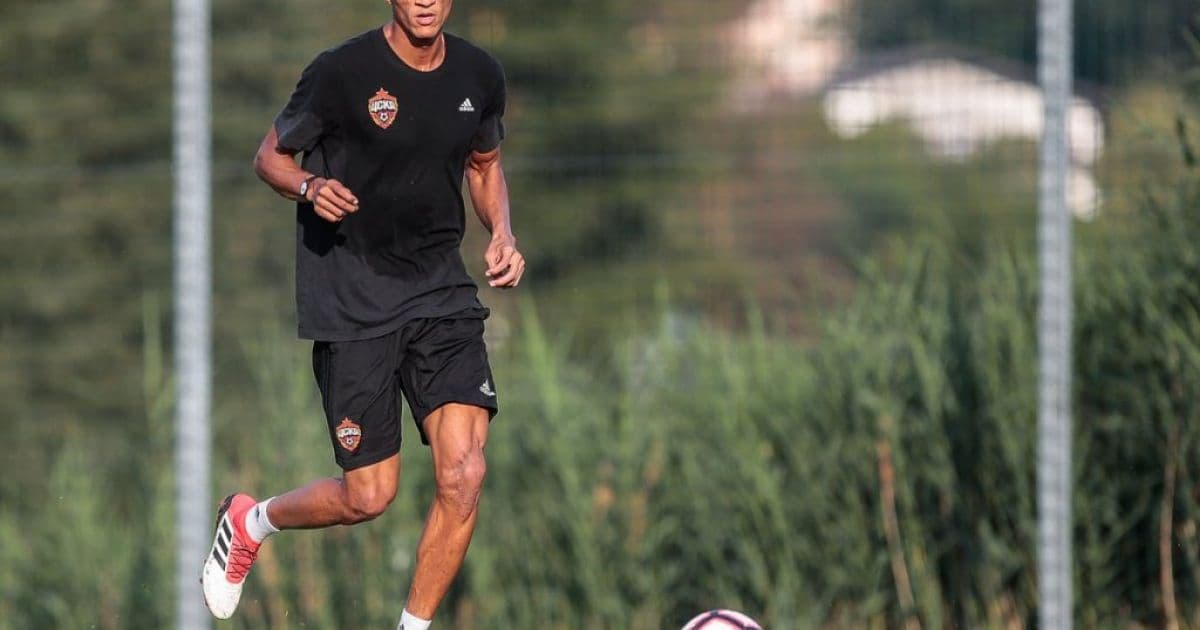 Na mira da Udinese, Rodrigo Becão vai ter futuro definido neste mês