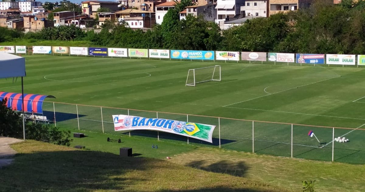 Organizada do Bahia se reúne com diretoria e jogadores no Fazendão