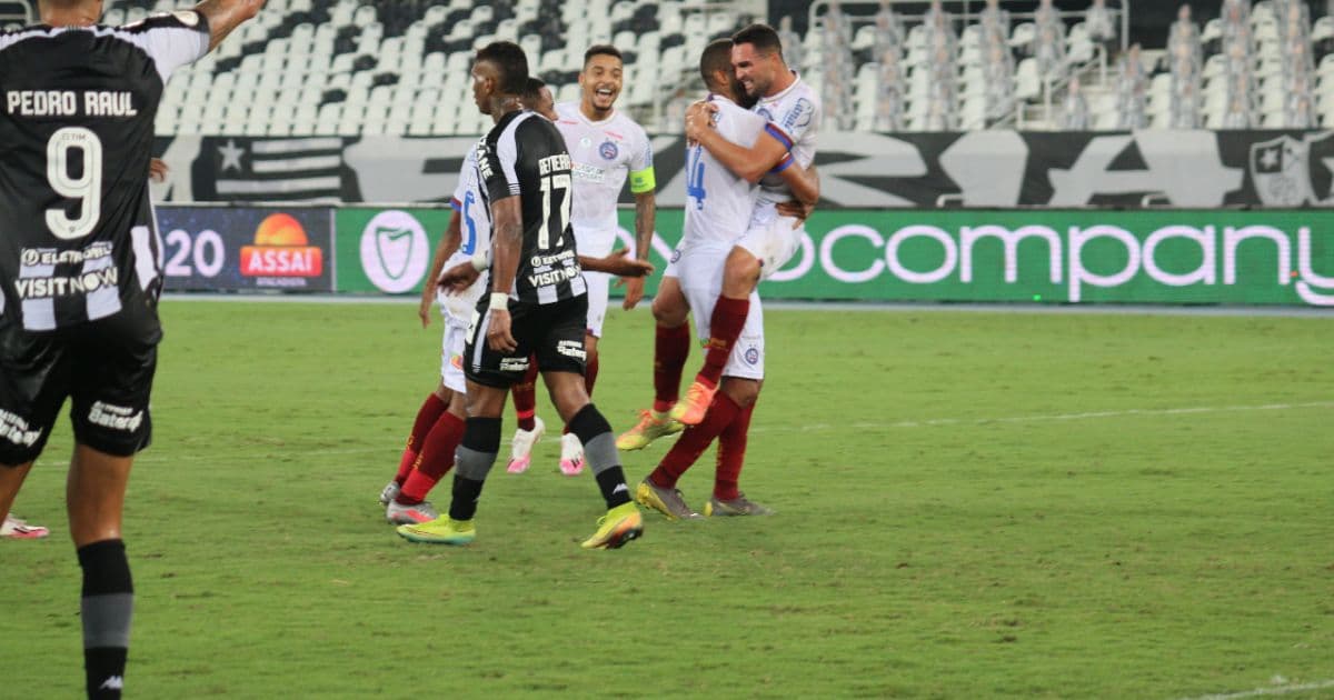 Com gols de Gilberto e Élber, Bahia vence o Botafogo e encerra longo jejum
