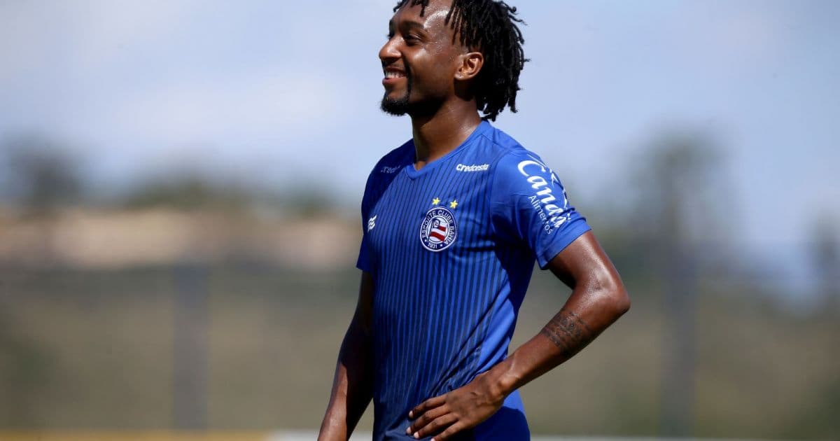Bahia assina pré-contrato com o atacante Gustavo para 2021; Everson reintegrado
