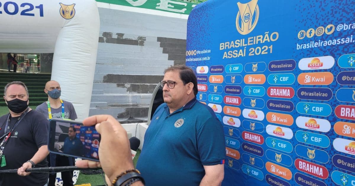 Guto reclama de arbitragem e justifica atuação abaixo do Bahia: 'Jogamos no meio de semana'