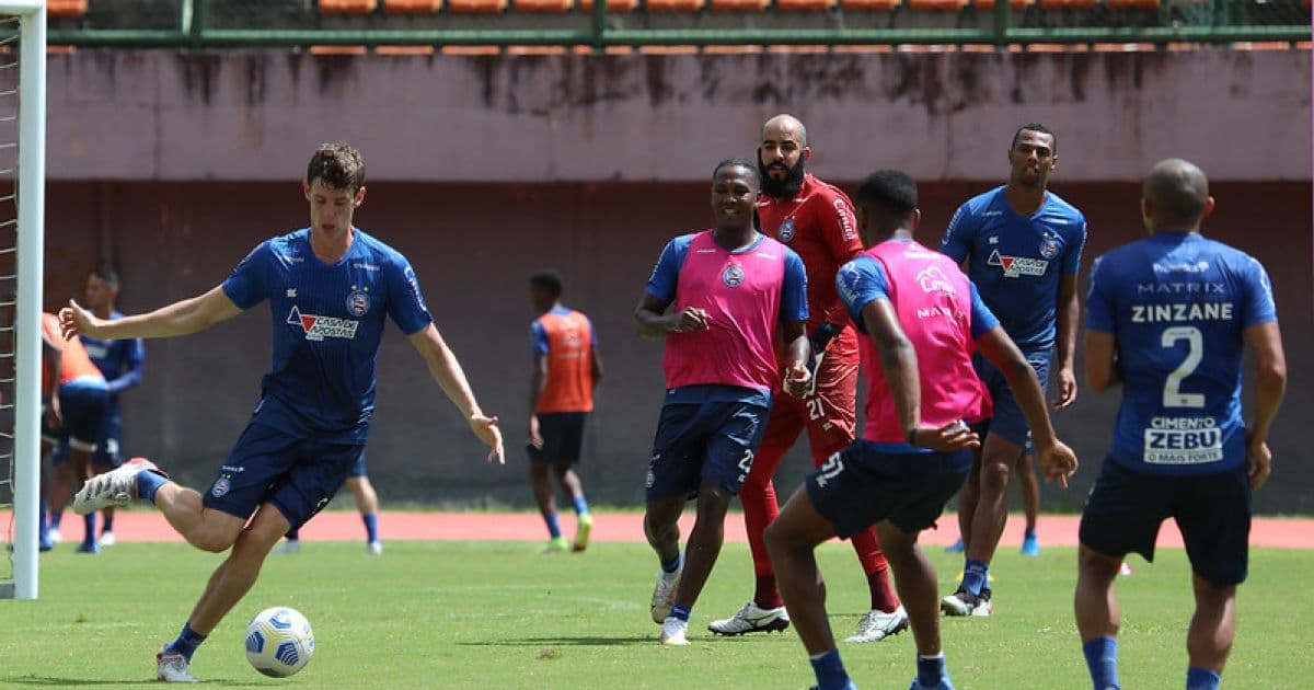 Com treino tático e bola parada, Bahia encerra preparação para decisão contra o Fortaleza