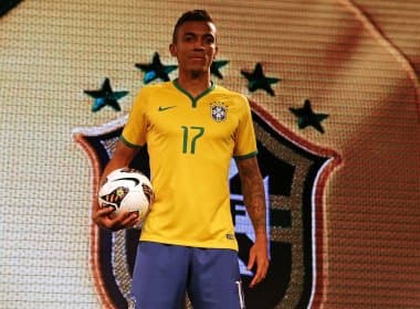 Camisa da Seleção Brasileira para a Copa contraria estatuto e não pode ser usada