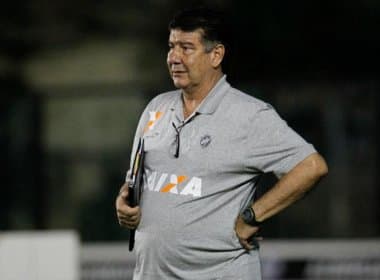 Em sua estreia no Vasco, Joel Santana elogia postura na equipe contra o Luverdense