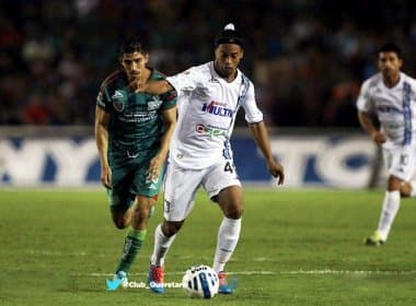 Time de Ronaldinho Gaúcho perde jogo e está eliminado do Campeonato Mexicano