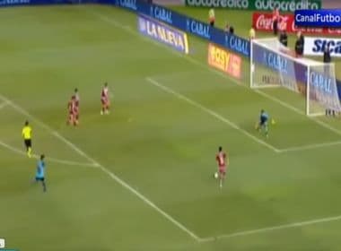 River perde gol com quatro atacantes contra um goleiro; veja vídeo