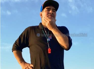 Maradona não poupa críticas à AFA: 'Tem que jogar uma granada e fazer uma nova'
