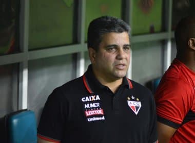 Após revés diante do Bahia, Atlético-GO demite Marcelo Cabo