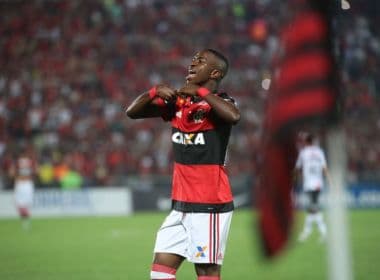 'Vou sair para comer, comemorar', diz Vinicius Jr após marcar o 1º gol pelo Flamengo