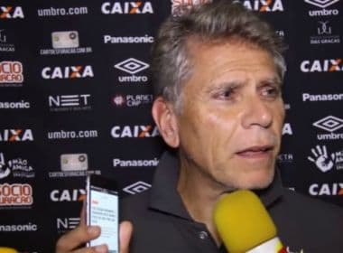Árbitro relata reclamação de Paulo Autuori durante jogo contra o Vitória