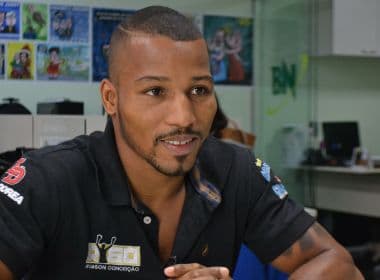 Robson Conceição vence mais uma como profissional; baiano segue invicto