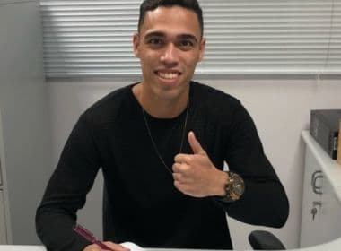 Atlético-PR anuncia a contratação de Éder, ex-zagueiro do Bahia