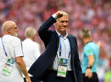 Deschamps entra no rol dos campeões da Copa do Mundo como técnico e jogador