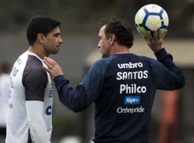 Ainda jogador, Renato é o novo executivo de futebol do Santos 