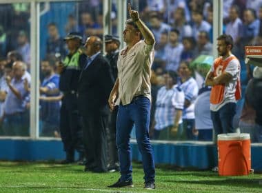 Renato Gaúcho elogia Grêmio e rebate críticos por estratégia: 'acham que não estudo'