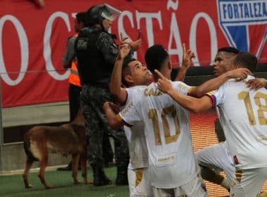 Após dois gols, atacante do Fortaleza celebra triunfo na Série B