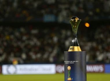 Justiça manda penhorar taça do Mundial de Clubes de 2012 do Corinthians 