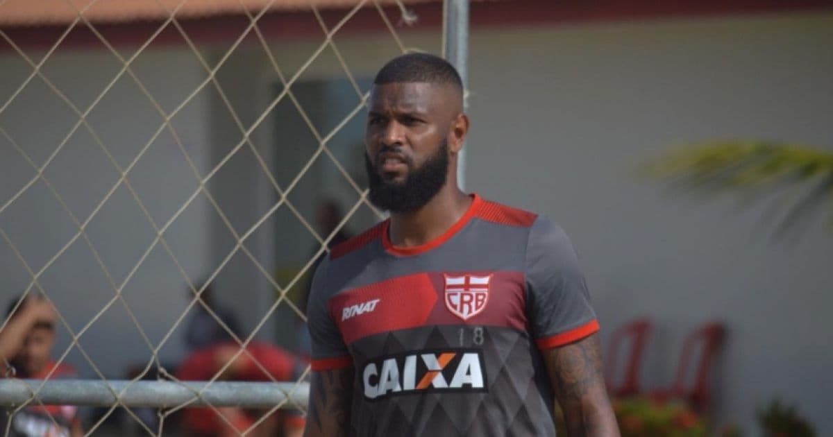 'Temos que segurar a pressão', diz zagueiro do CRB sobre estreia contra o Bahia