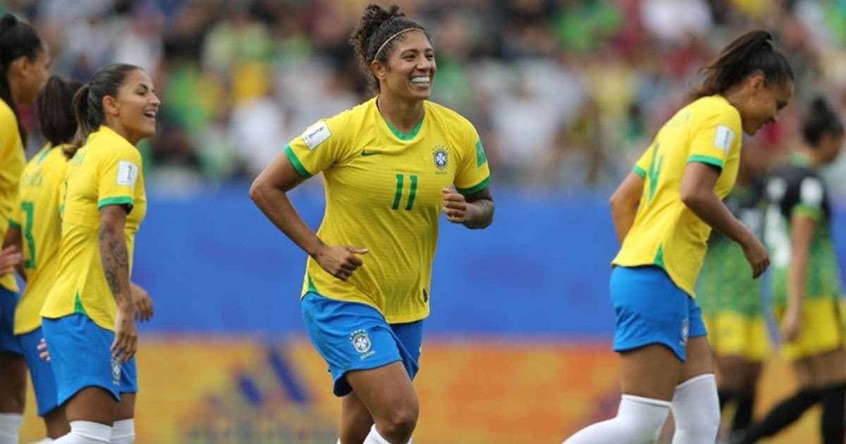 Com três gols de Cristiane, Brasil vence Jamaica na estreia da Copa do Mundo