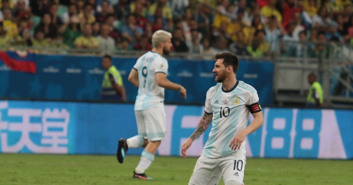 'Temos um grupo forte que vai sair dessa', diz Messi após derrota para a Colômbia