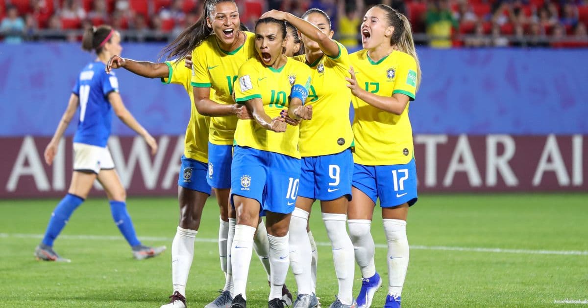 Marta converte pênalti, Brasil vence a Itália e se classifica para a próxima fase 