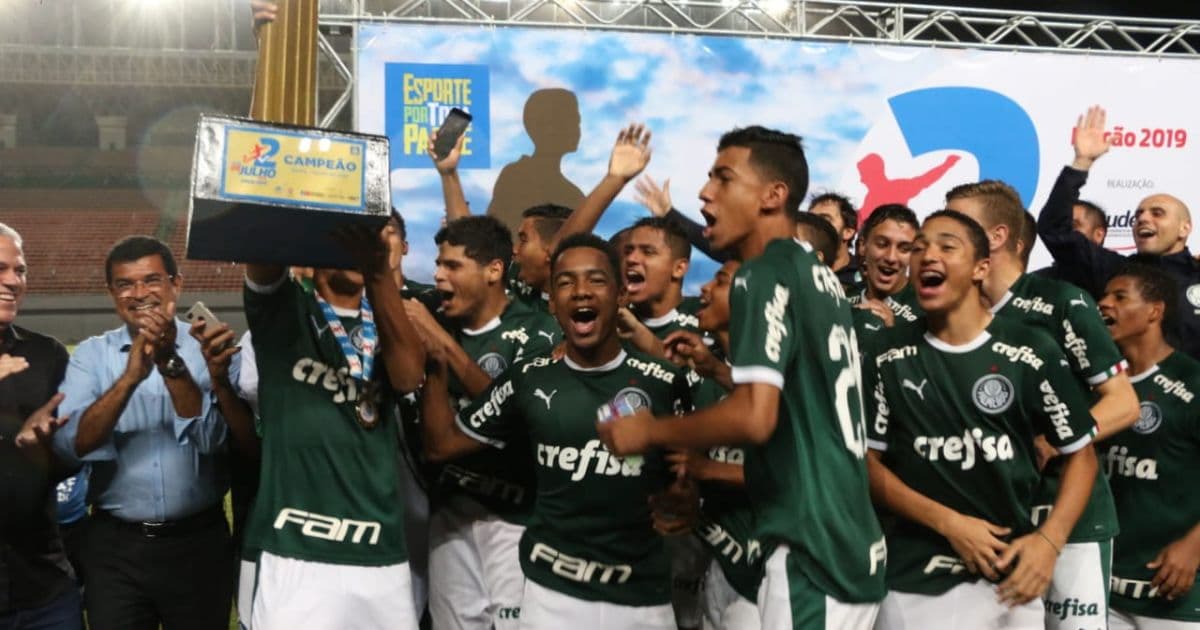 Palmeiras bate Atlético-MG e é campeão da Copa 2 de Julho