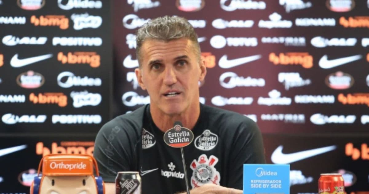 Mancini fala sobre trabalho no Corinthians: 'A palavra ainda é recuperação'