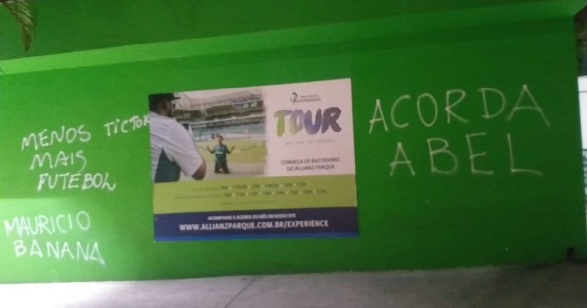 Após derrota para o São Paulo, muros do Palmeiras são pichados: 'Acorda, Abel'