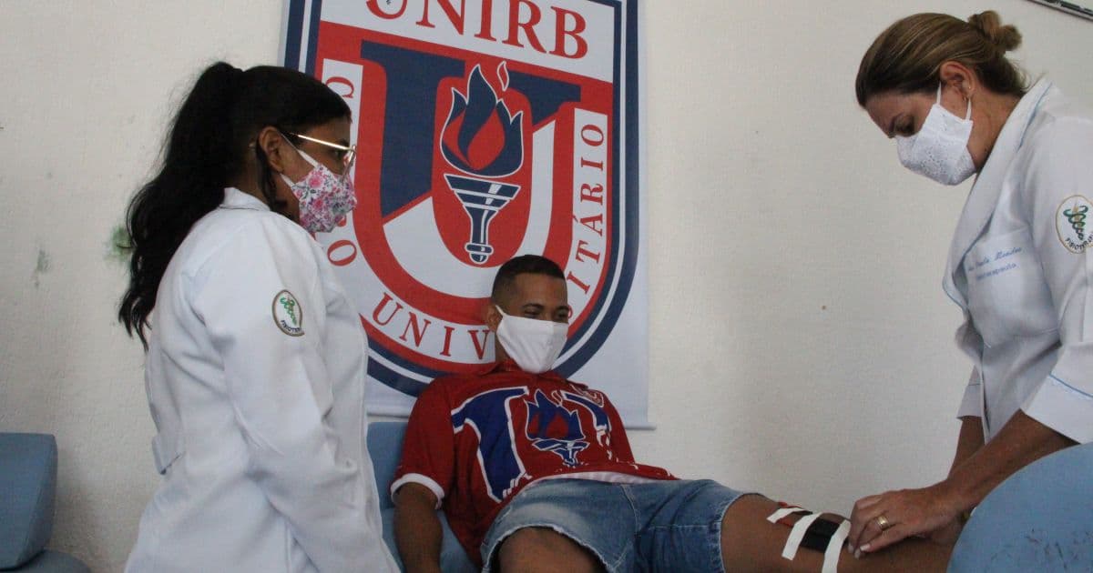 Estudantes de fisioterapia da UNIRB auxiliam atletas na prevenção de lesões