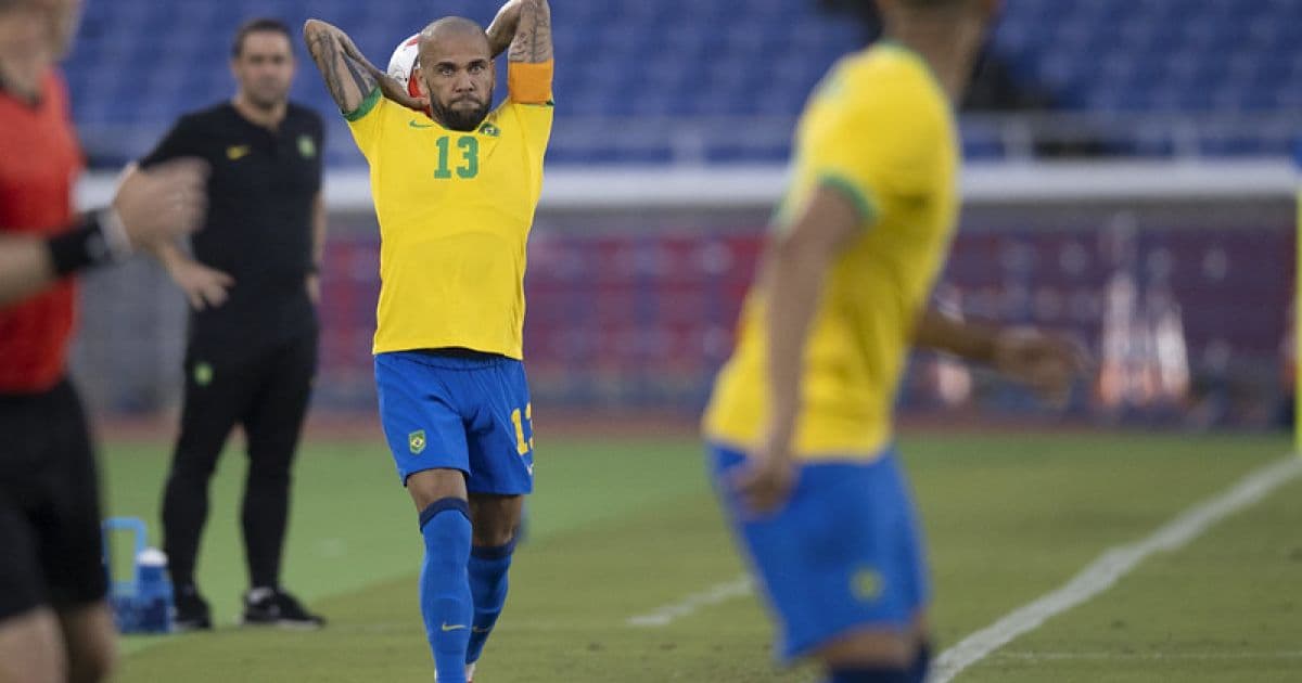 Daniel Alves diz que expulsão não atrapalhou Seleção: 'Circunstância de jogo' 