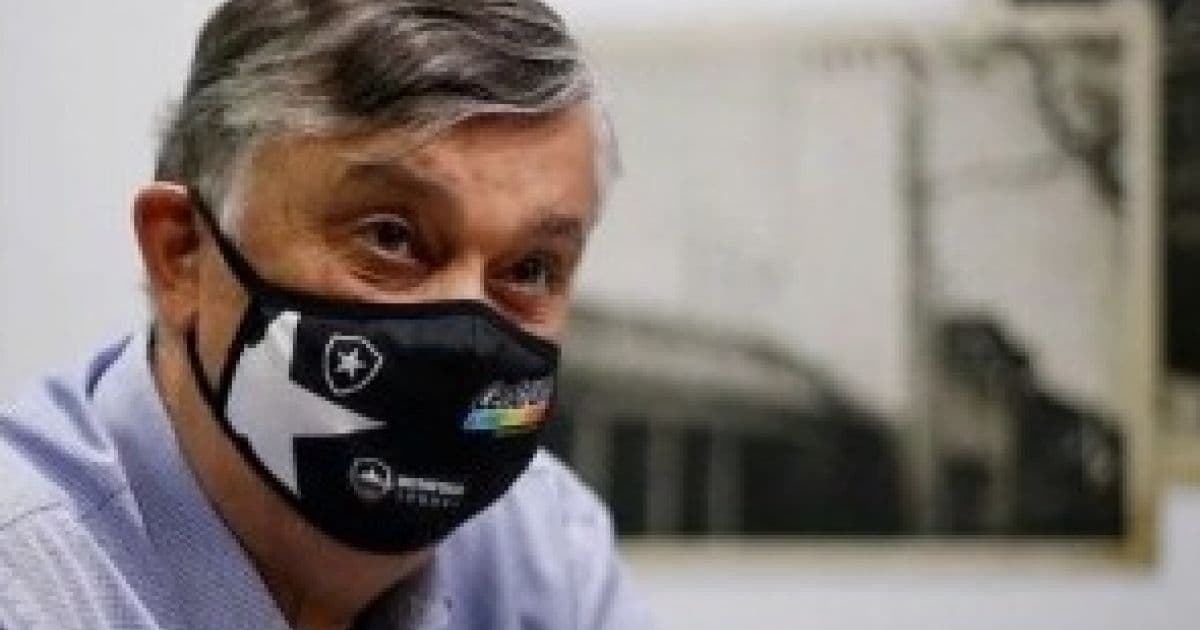 Venda da SAF a Textor possibilitará investimento de R$ 100 milhões no futebol do Botafogo