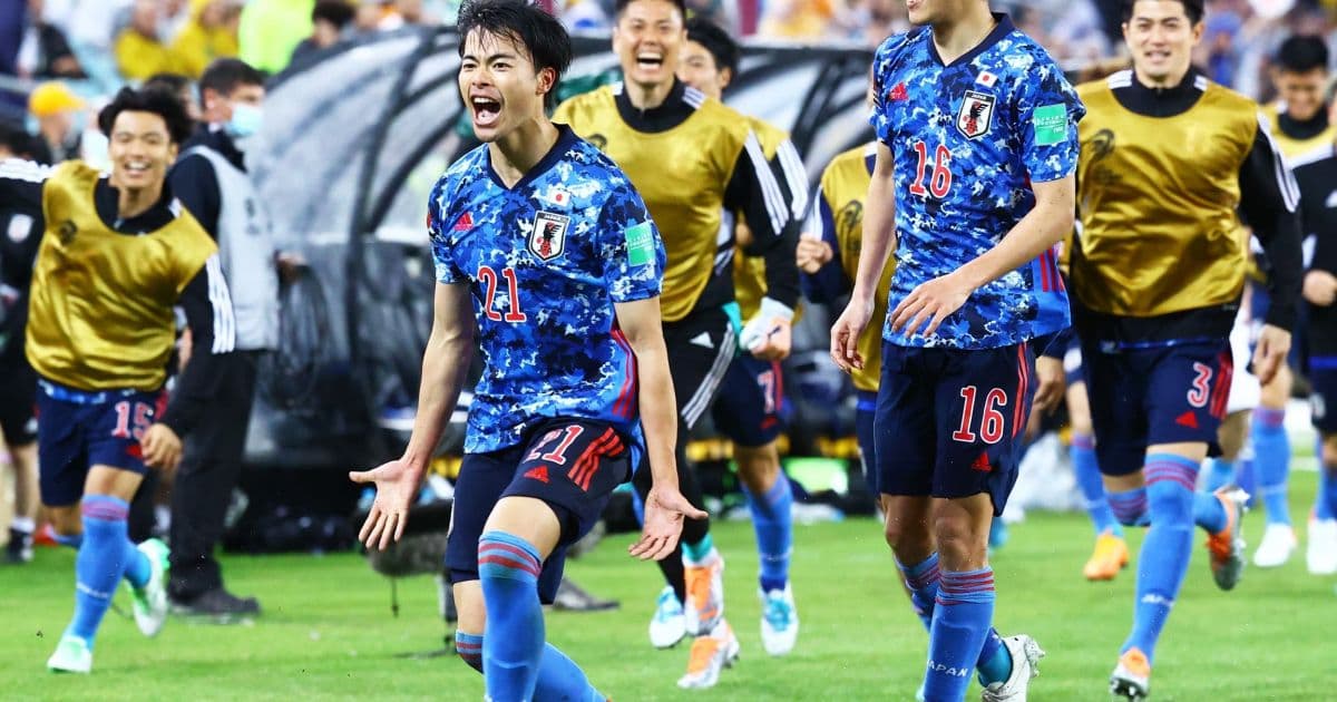 Japão vence Austrália e vai à Copa do Mundo; Arábia Saudita garante vaga sem jogar