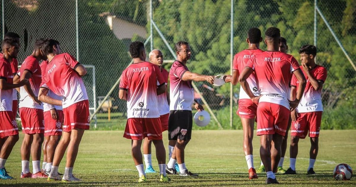 Técnico Sérgio Araújo voltará ao Botafogo-BA um dia depois de ter saída anunciada