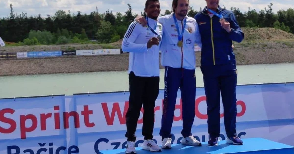 Isaquias termina Copa do Mundo de Canoagem com uma medalha de prata