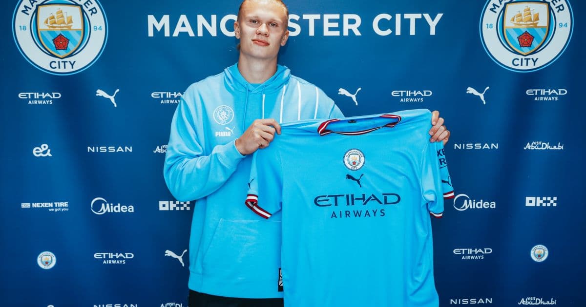 Manchester City oficializa a contratação do atacante Haaland