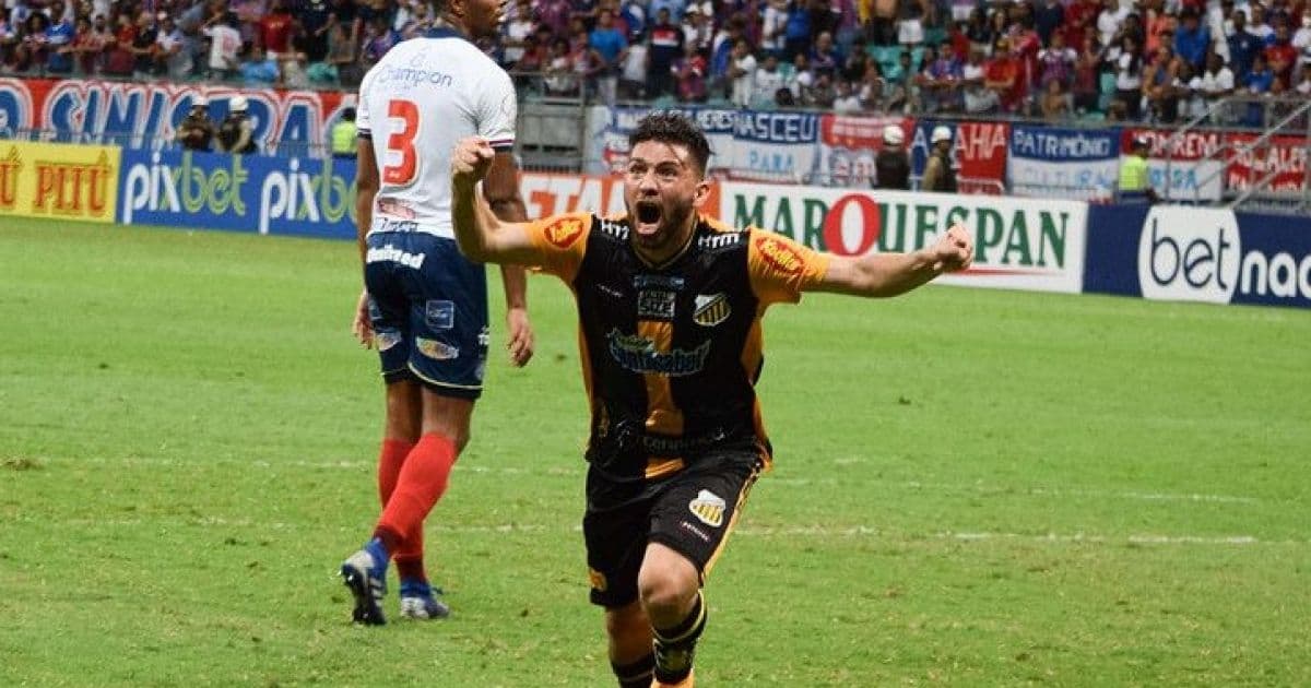 Autor do gol, Diego Torres vibra com vitória do Novorizontino sobre o Bahia
