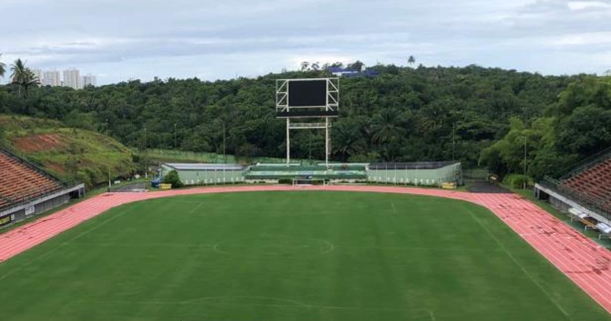Com vestiários interditados, estádio de Pituaçu terá placar eletrônico desmontado 