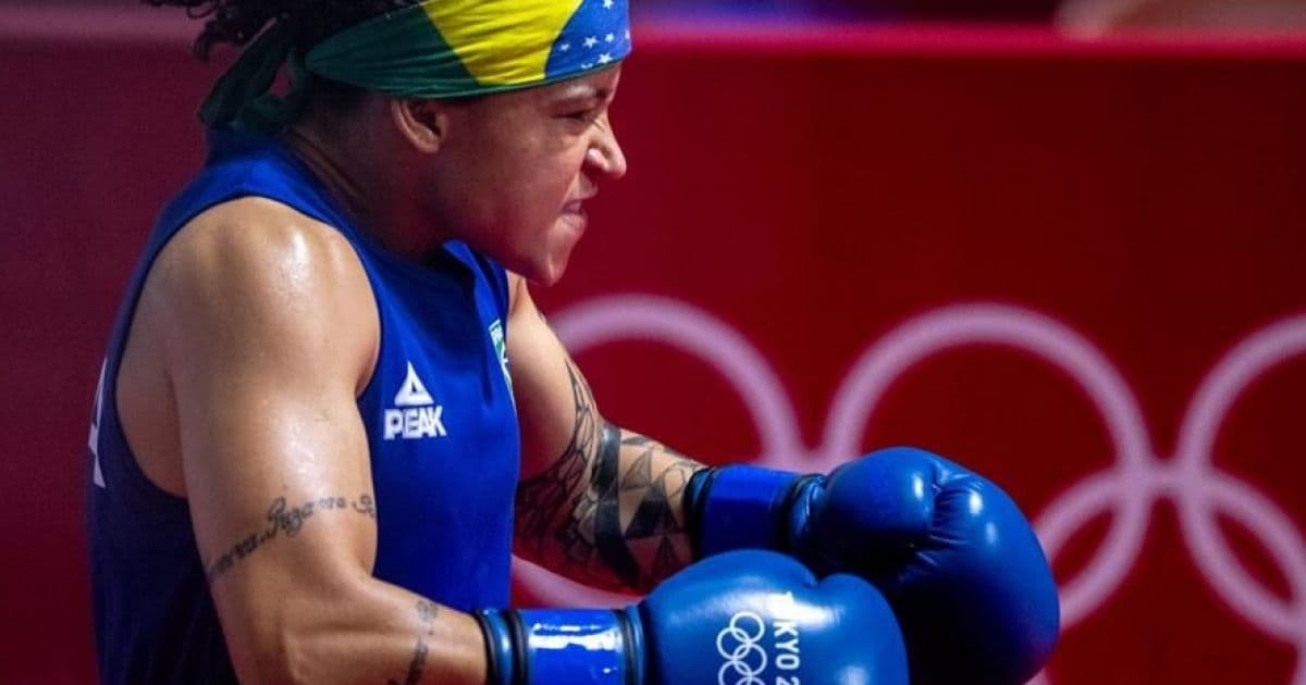 Bia Ferreira vai tentar conciliar o boxe profissional com a preparação para Paris-2024